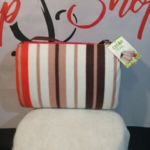 NWT waterproof picnic blanket